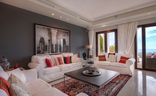 Villa in Benahavis, Andalusia, Spain 1