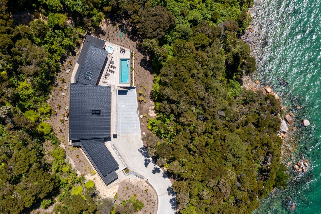 Astrolabe Retreat In Kaiteriteri, Tasman, New Zealand For Sale (12497603)