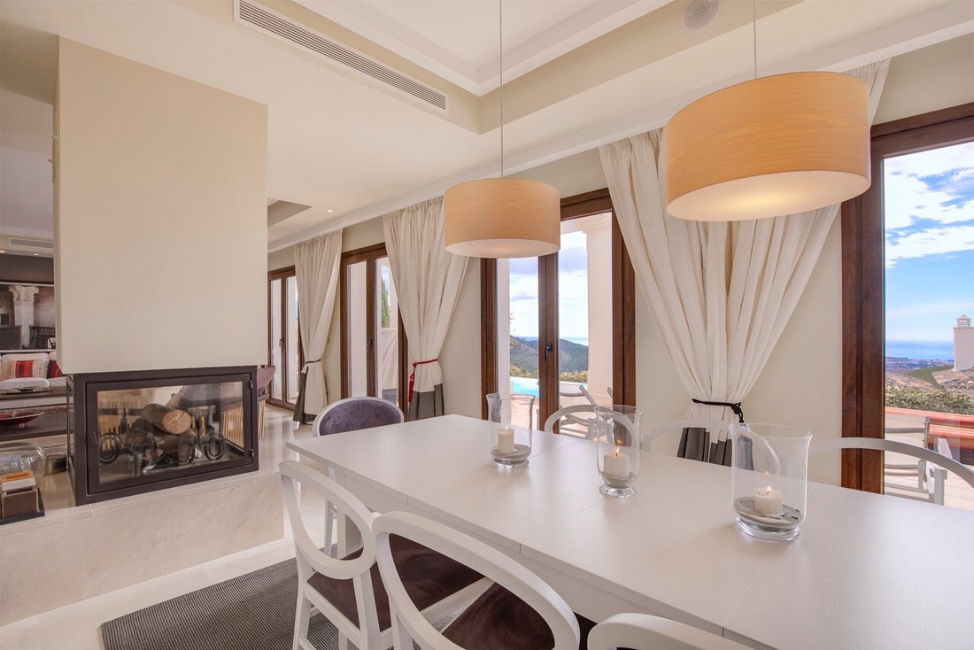 Villa in Benahavis, Andalusia, Spain 4 - 12495581