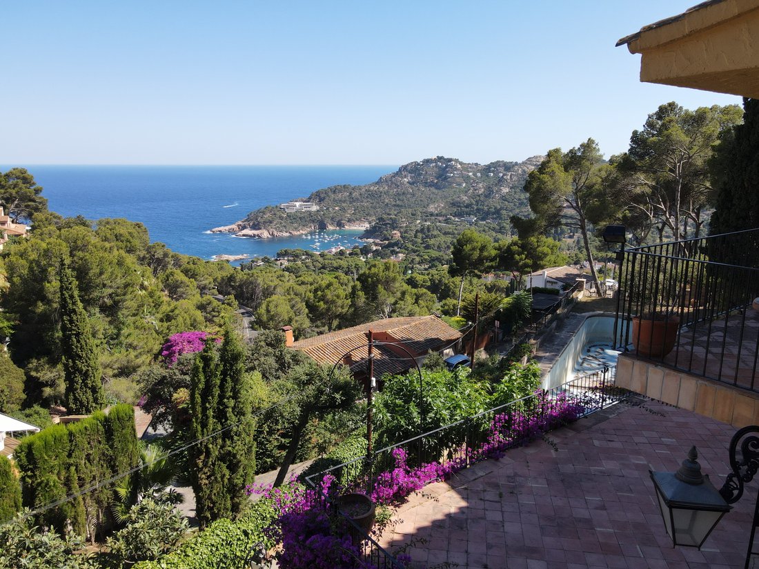 10 Bedroom Villa For Sale In Begur In Begur, Catalonia, Spain For Sale