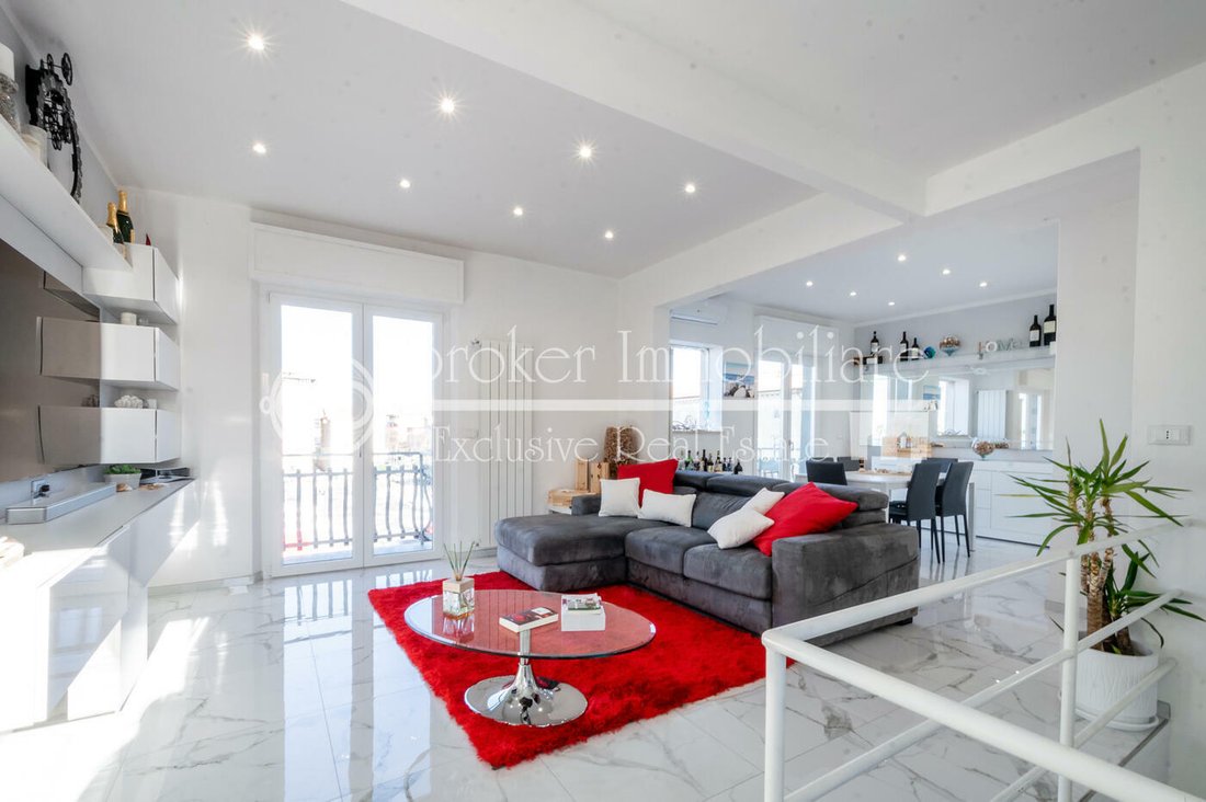 Apartamento en Viareggio, Toscana, Italia 1 - 12495619