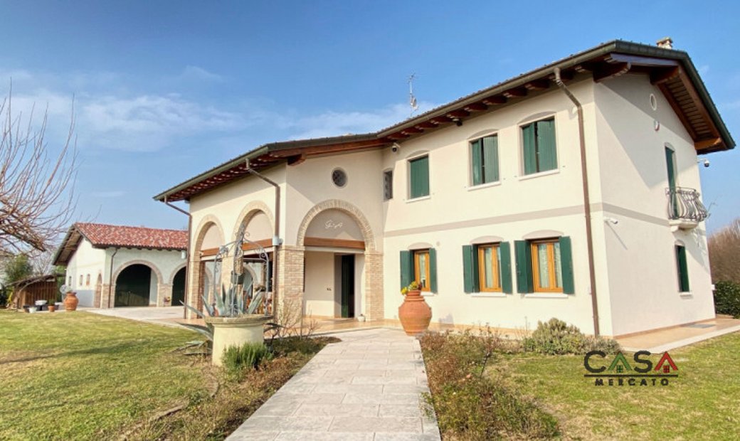Pordenone Villa In Portogruaro, Italy For Sale (12423134)