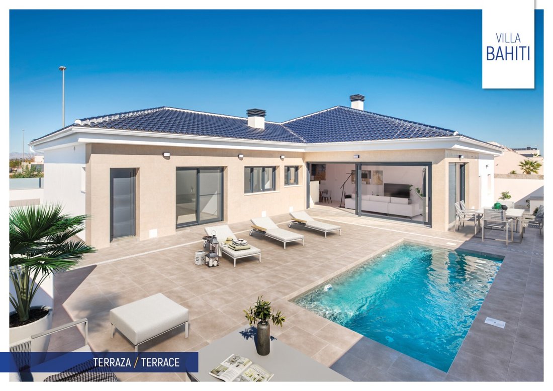 Villa in Daya Nueva, Valencian Community, Spain 1 - 11803096