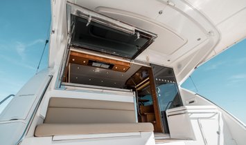 Riviera 53