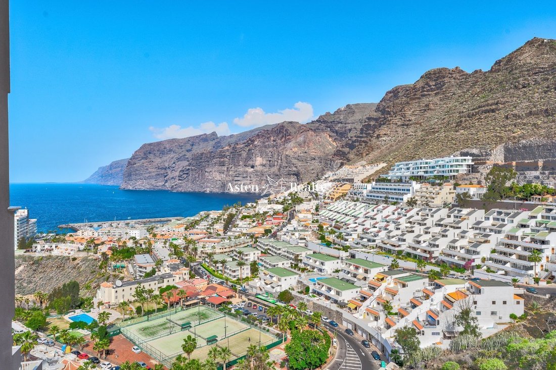 Apartment in Acantilados de Los Gigantes, Canary Islands, Spain 2 - 12505717