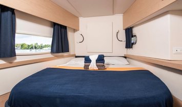 Fountaine Pajot helia