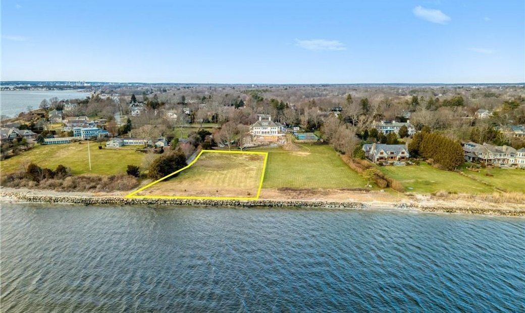 56 Elm Lane, Barrington, Ri 02806 En Barrington, Rhode Island, Estados