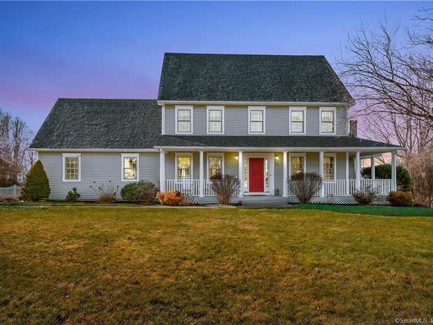 Casas de lujo para comprar en Manchester, Connecticut | JamesEdition