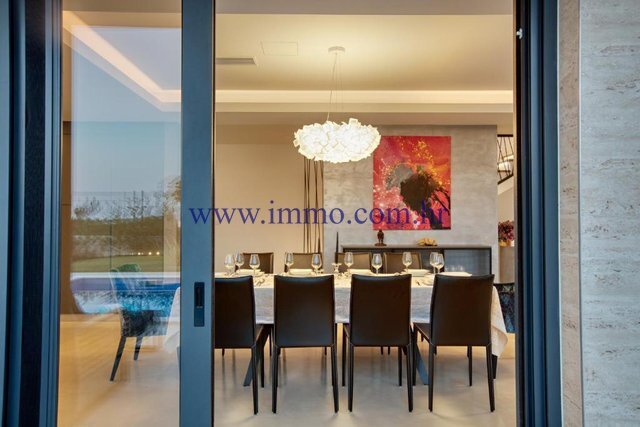 Villa in Gradska cetvrt Varos, Sibenik, Sibenik-Knin County 2 - 12506158