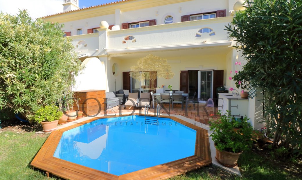 Charming 3 Bedroom Linked Villa In Pinheiros Altos In Faro, Algarve