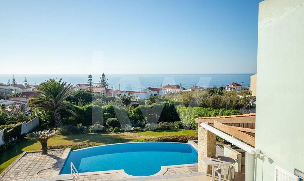 5 Bedroom Villa With Sea View In Azenhas Do Mar, In Colares, Lisbon