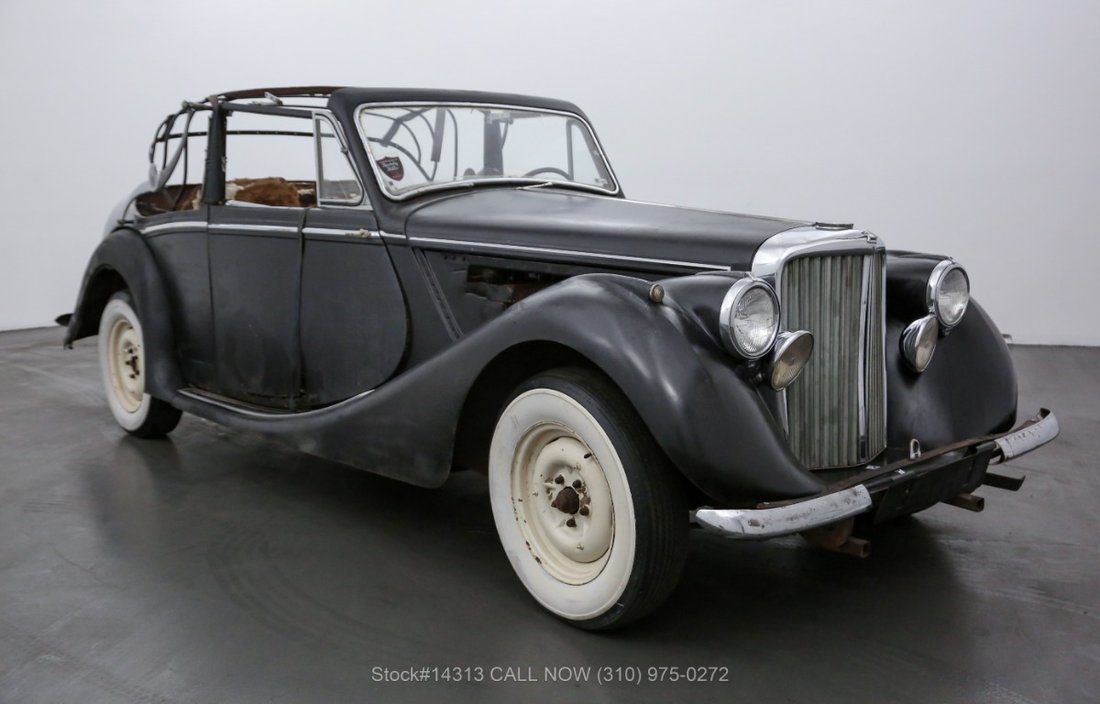 Jaguar Mark V in East Los Angeles, California, United States 3 - 11640568