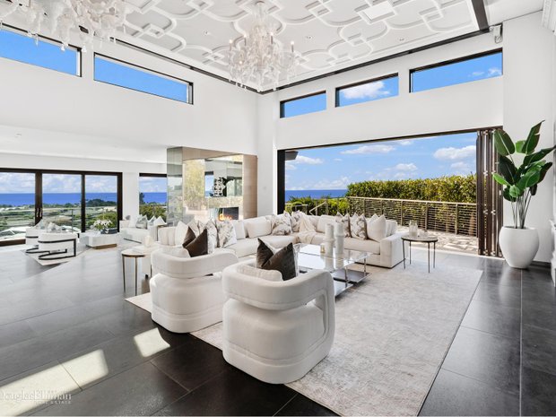 Lujo frente al mar casas en venta en Newport Beach, California |  JamesEdition