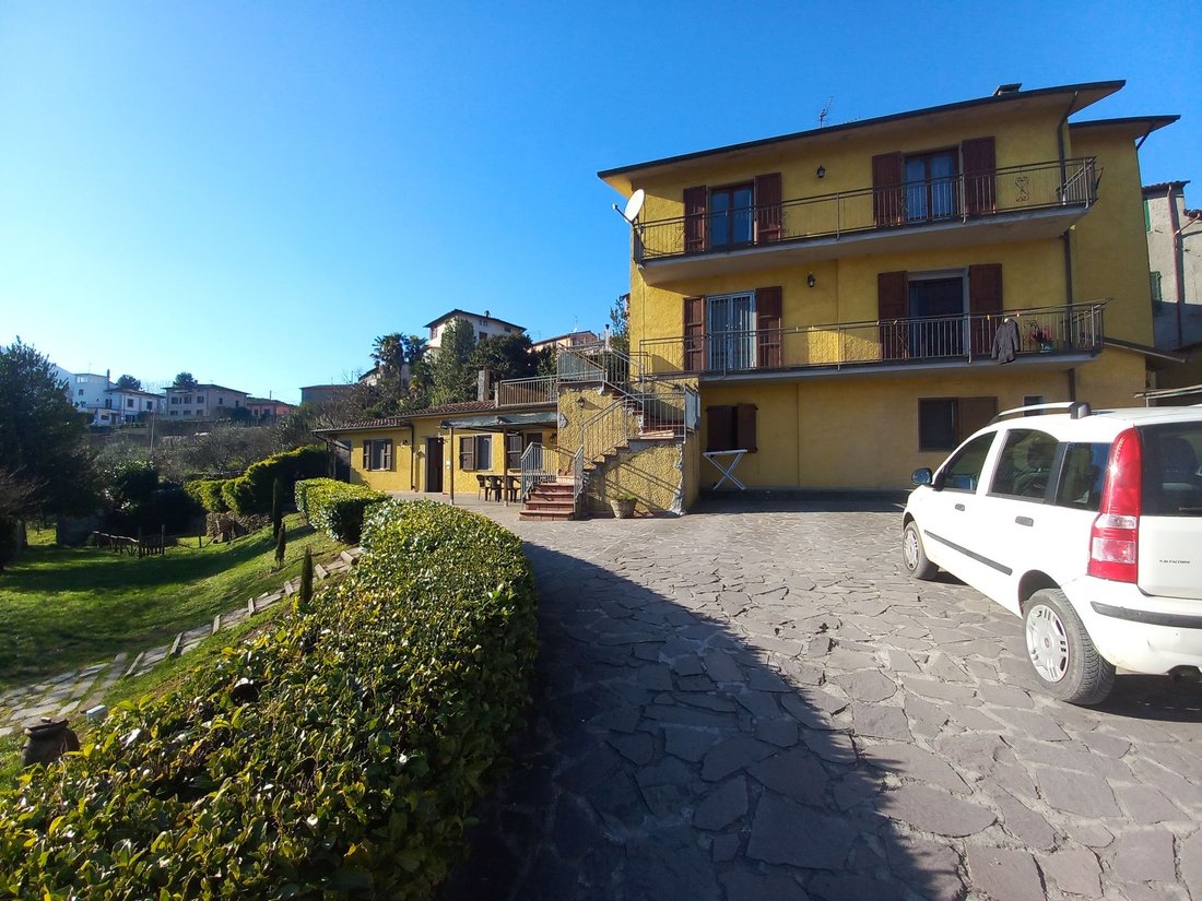 Villa in Barga, Tuscany, Italy 5 - 12509022