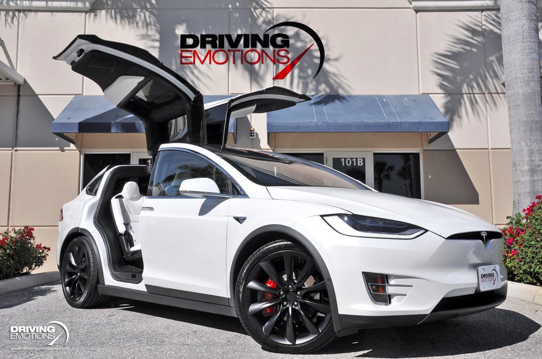 Black tesla model store x white interior