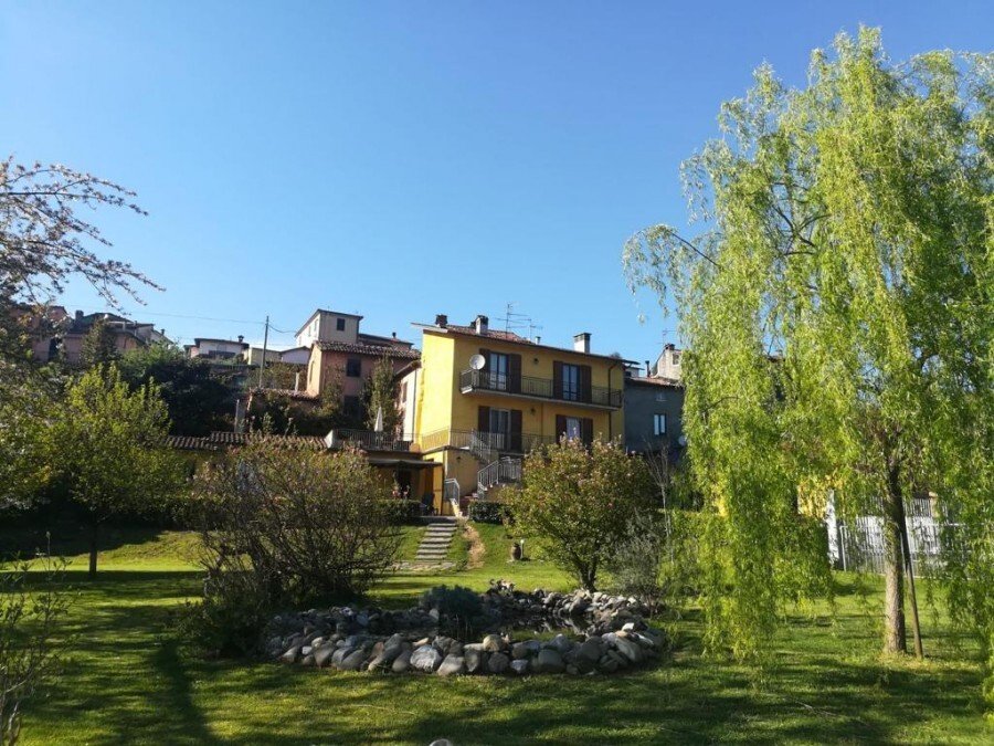Villa in Barga, Tuscany, Italy 2 - 12509022