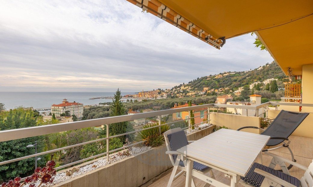 Menton Bvd Garavan Quite In High In Menton, Provence Alpes Côte D'azur