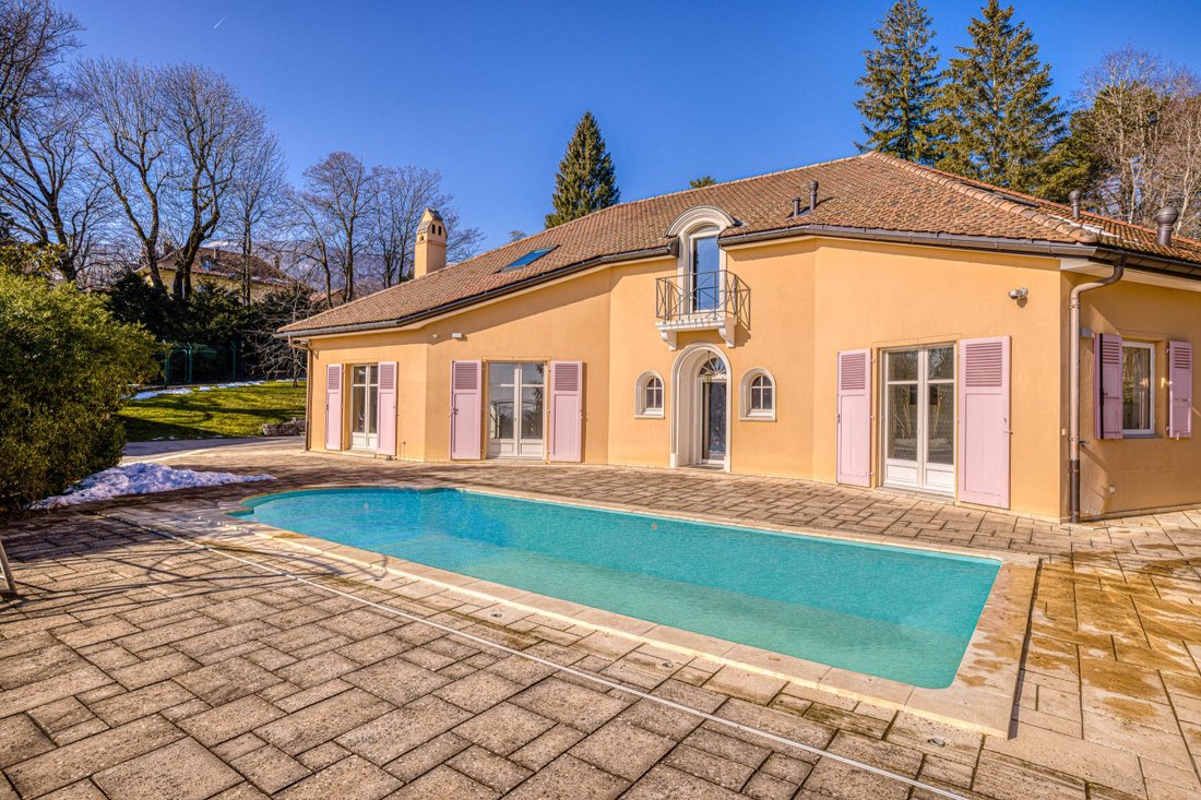 Exceptional Property Near Geneva In Gex, Auvergne Rhône Alpes, France