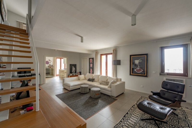 Pescara Penthouse In Pescara, Abruzzo, Italy For Sale (12513711)