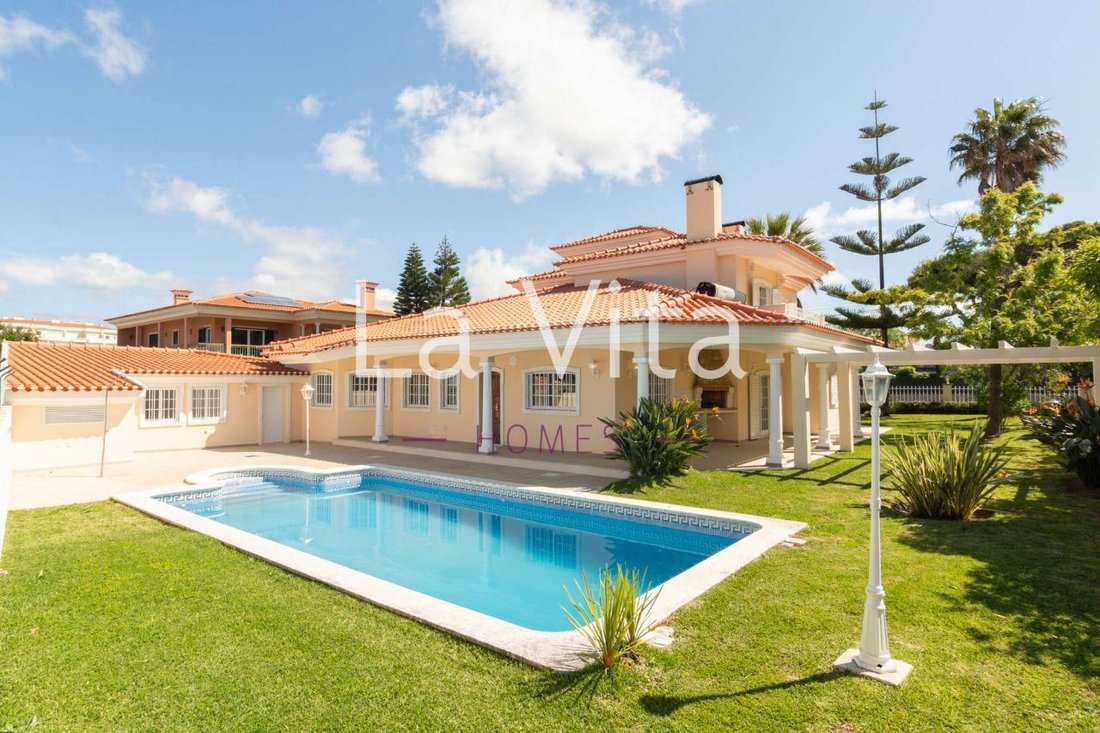 Cascais Villa In Cascais, Lisbon, Portugal For Sale (11956098)