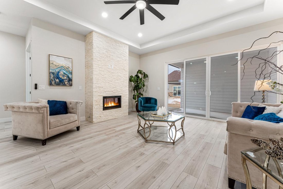 House in Keenesburg, Colorado, United States 5 - 12513218