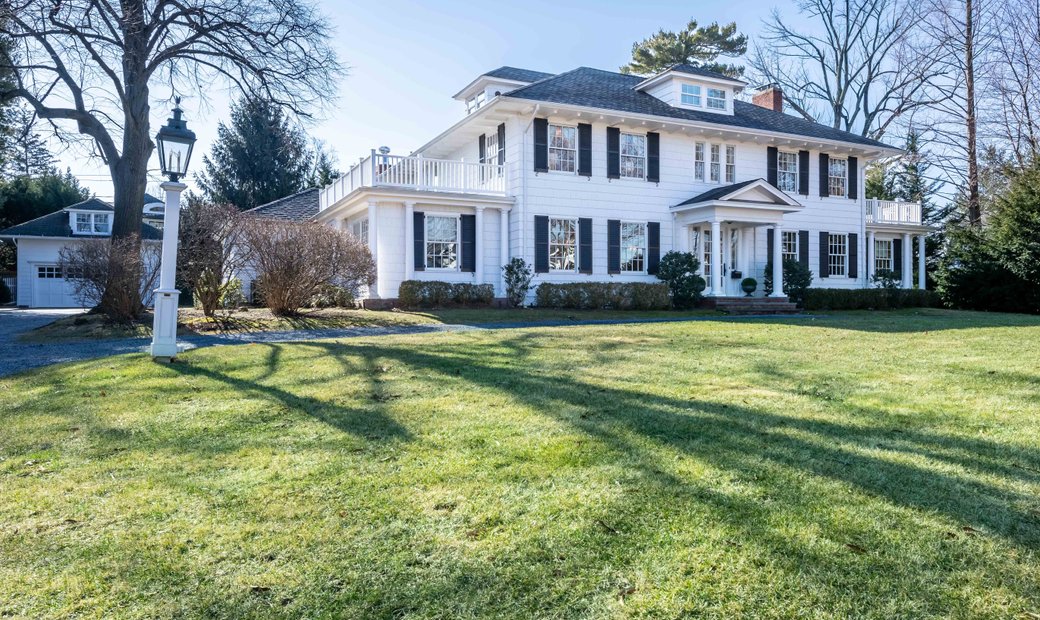 12 Westgate Boulevard, Manhasset, Ny In Manhasset, New York, United