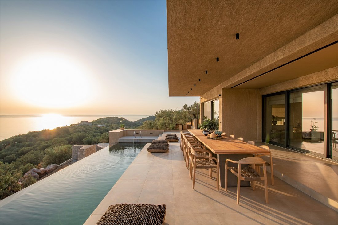 Villa in Galatas Community, Troizinia, Greece 1 - 12516556
