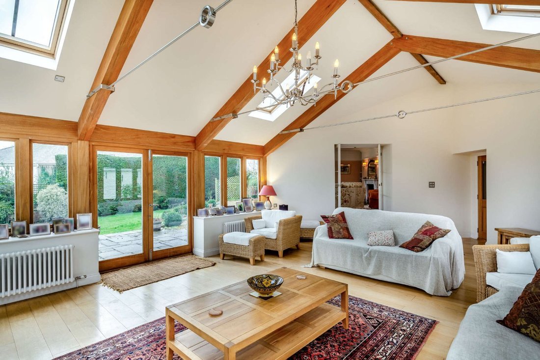 Expansive Estate On Downe Manor In Broadhempston, England, United