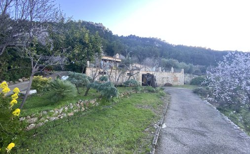 Finca in Banyalbufar, Balearic Islands, Spain 1