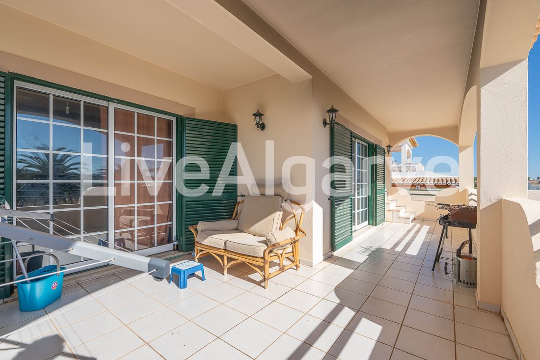 Opportunity Big Detached T4+2 Villa In Burgau In Burgau, Algarve