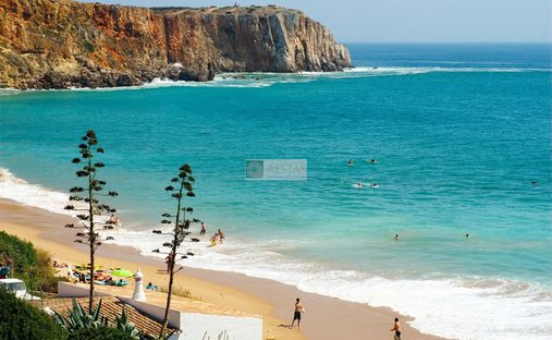 Land in Sagres, Algarve, Portugal 1