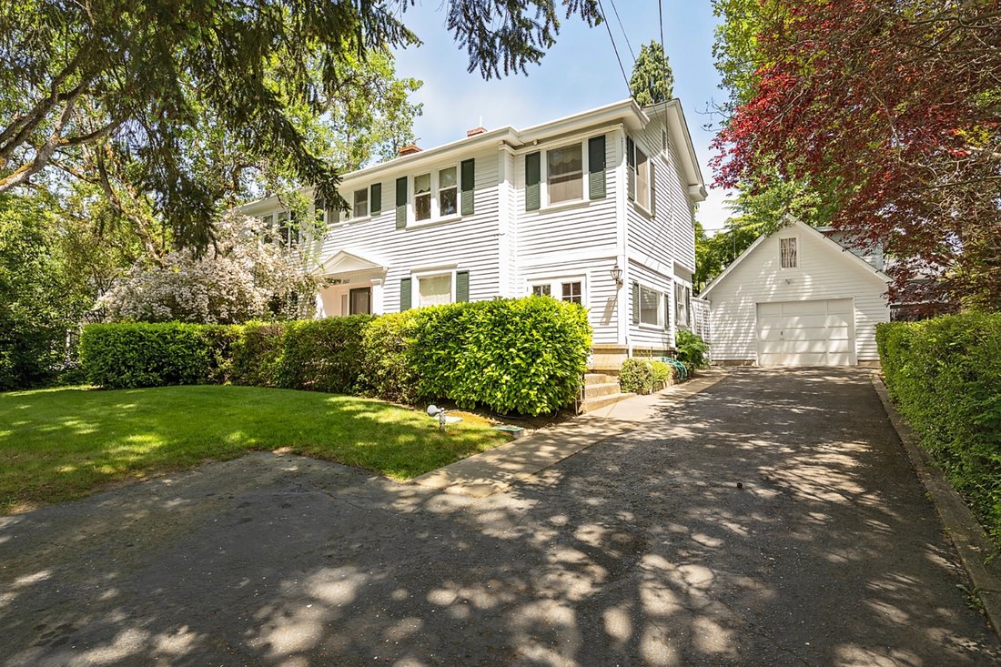 2005 E Main Street Medford, Or 97504 Dans Medford, Oregon, états Unis à