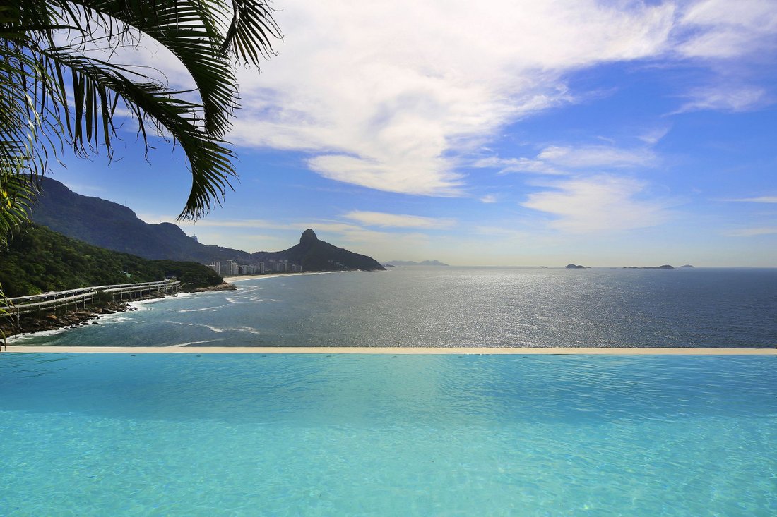 Villa in Rio de Janeiro, State of Rio de Janeiro, Brazil 1 - 12522297