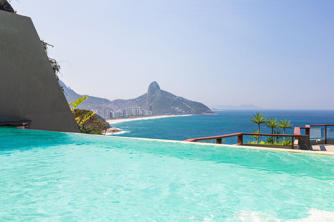 Villa in Rio de Janeiro, State of Rio de Janeiro, Brazil 1 - 12522465