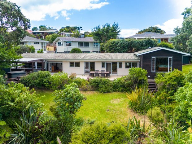 Luxury houses for sale in Blockhouse Bay, Auckland, Auckland, New ...