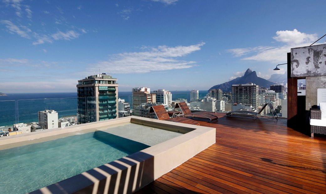 High-Rise Penthouse Rentals With Private Pool In Rio De Janeiro preview