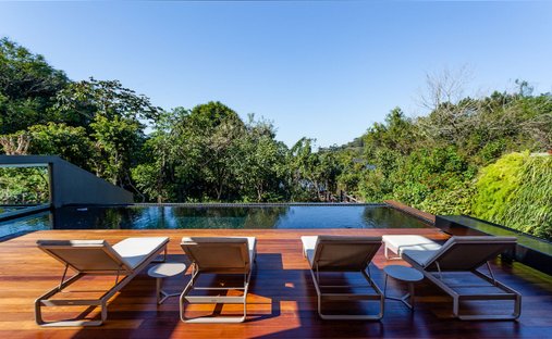 Villa in Lagoa, State of Santa Catarina, Brazil 1