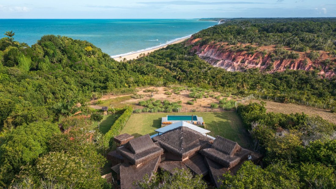 Villa in Porto Seguro, State of Bahia, Brazil 1 - 12522476