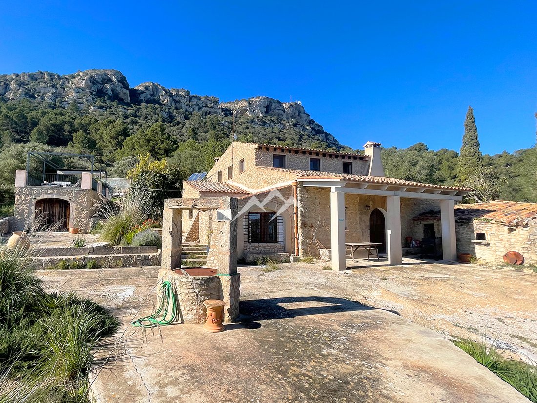 Finca in Llucmajor, Balearic Islands, Spain 1 - 12522577