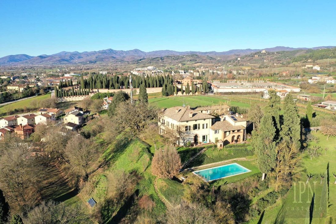 Villa in Città di Castello, Umbria, Italy 2 - 12522728