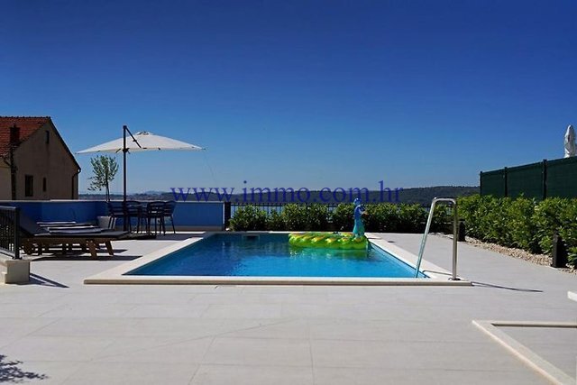 Villa in Trogir, Split-Dalmatia County, Croatia 2 - 12522742