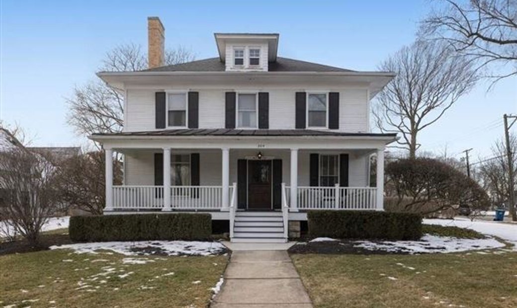 Unique Property In Hinsdale Location In Hinsdale, Illinois, United