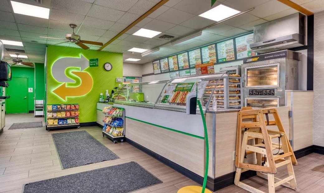 Corvallis Subway Dans Corvallis, Montana, états Unis à Vendre (12524245)