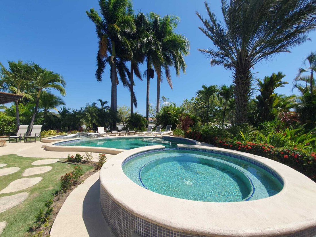 Beautiful House Facing The Lake And Very In Rio Hato, Coclé Province