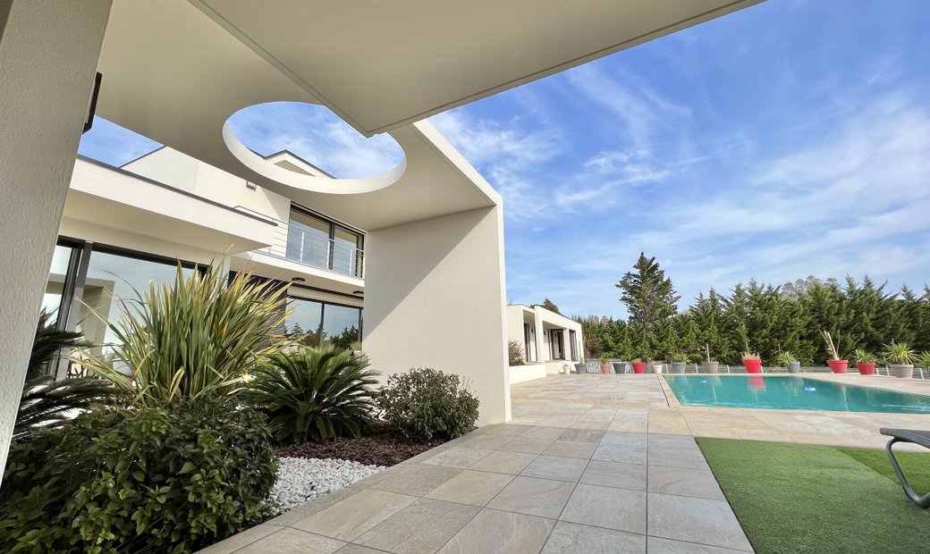 Splendid Contemporary Villa On 4000 M ² Of Land In Millas, Occitanie