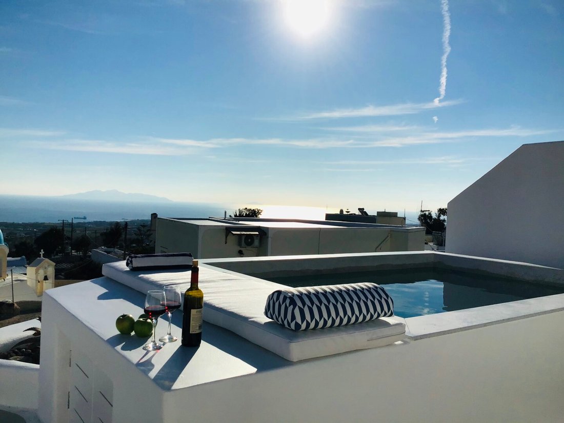 Villa in Thira, Aegean, Greece 1 - 12526601