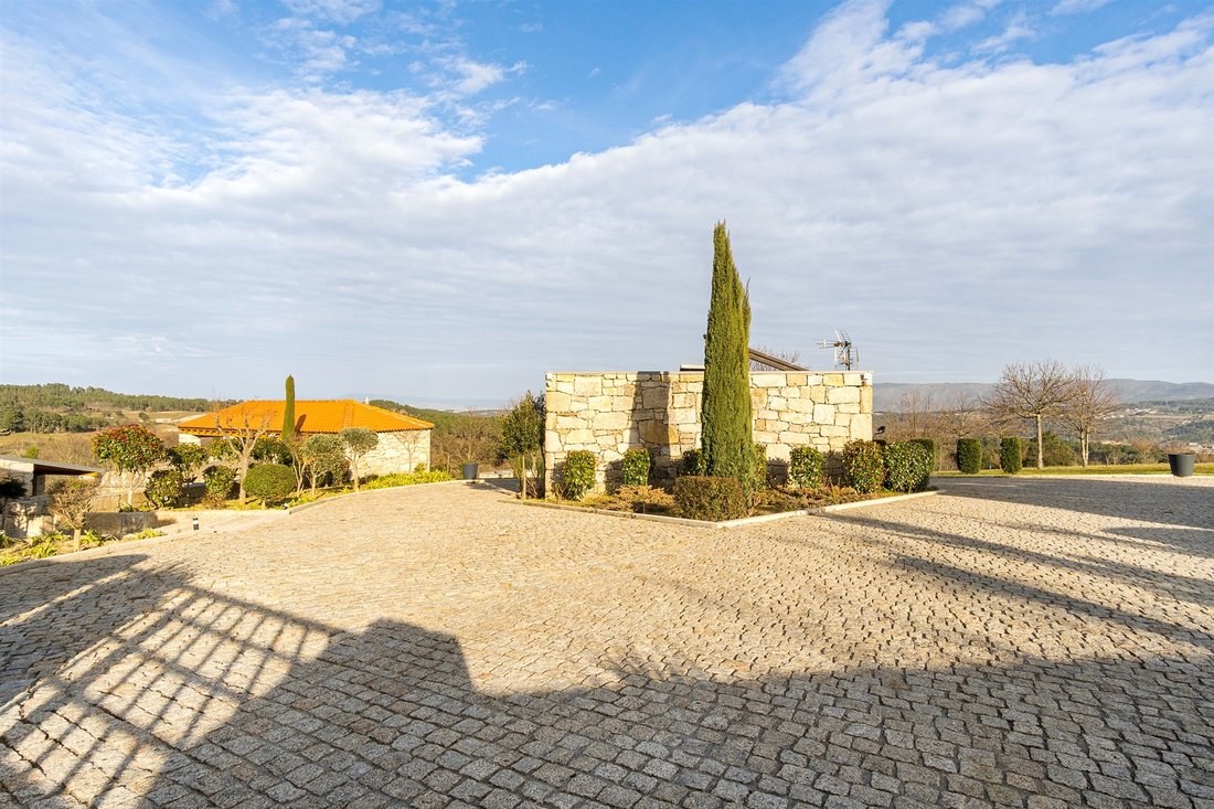 Farm Ranch in Santa Maria Maior, Vila Real District, Portugal 2 - 12525240