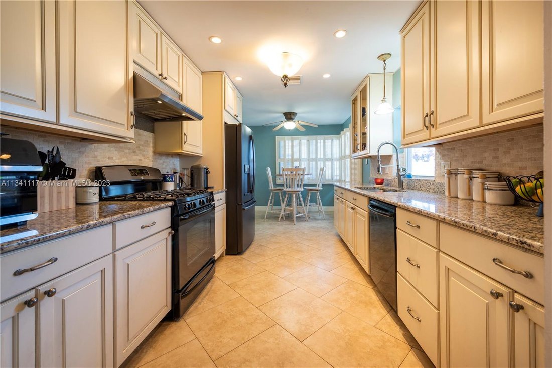 House in Hollywood, Florida, United States 2 - 12517761