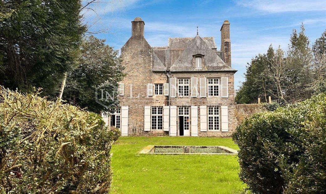 Historic Manor Near The Sea In Dinard In Dinard, Brittany, France For