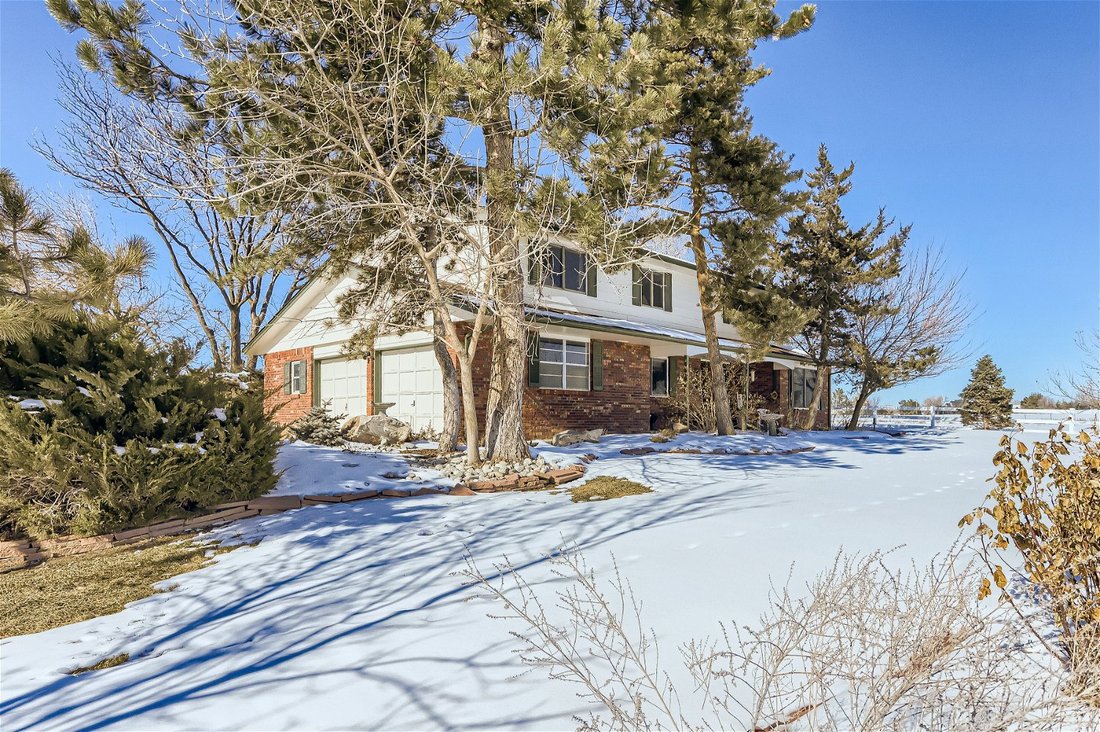 Charming Country Farmhouse On 30 Acres In In Longmont, Colorado, United
